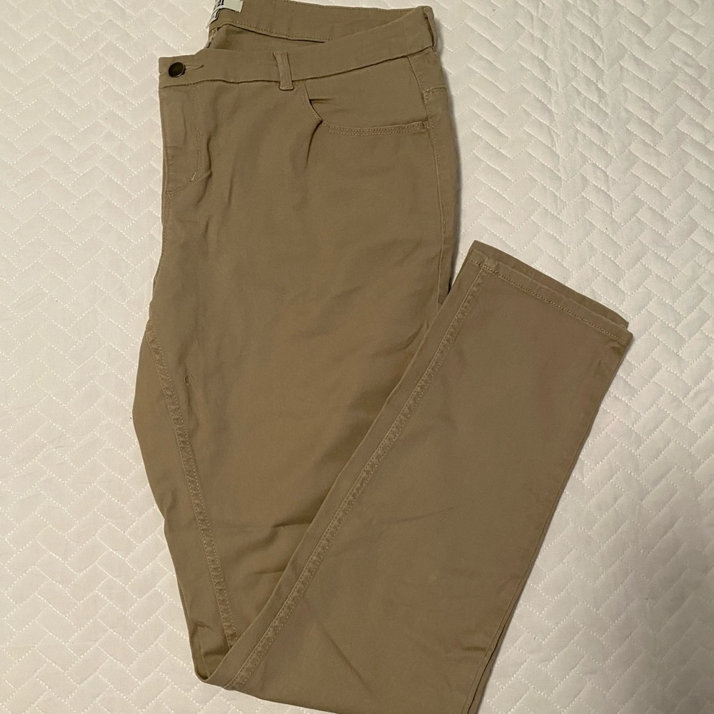 Forever 21 Khaki Pants